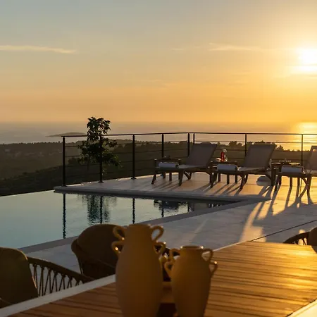 Vila Luxury, Seaview Grandeca