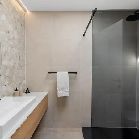 Luxury, Seaview Grandeca