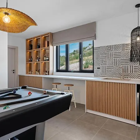 Villa New Luxury, Seaview Grandeca