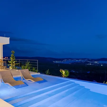 빌라 Luxury, Seaview Grandeca