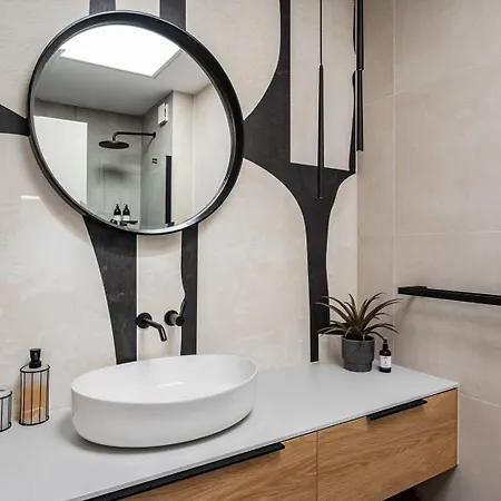 Luxury, Seaview Grandeca