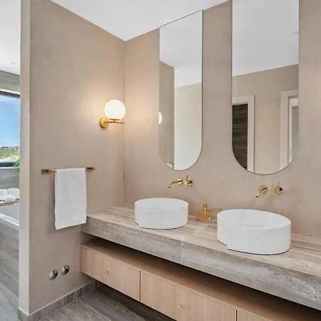 Vila Luxury, Seaview Grandeca