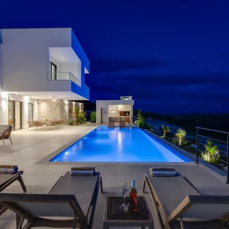 New Luxury, Seaview Grandeca * Rogoznica (Sibenik-Knin)