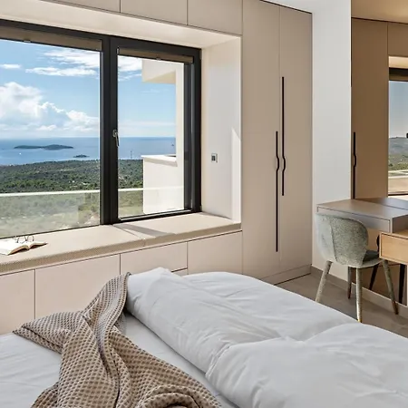 New Luxury, Seaview Grandeca * Rogoznica (Sibenik-Knin)