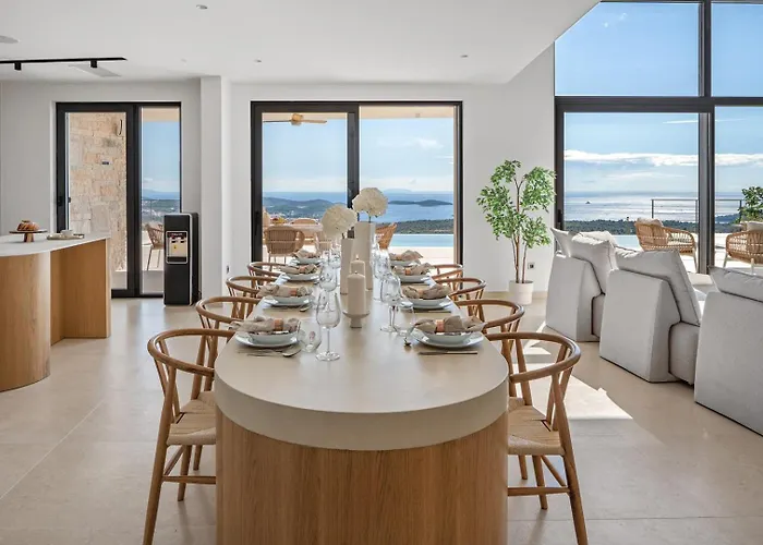 Luxury, Seaview Grandeca