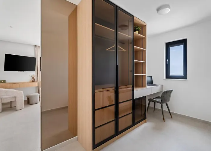 Villa Luxury, Seaview Grandeca *