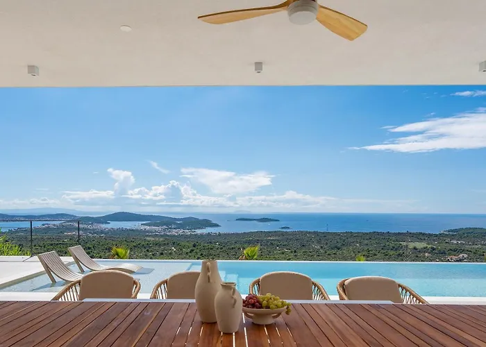 Luxury, Seaview Grandeca *