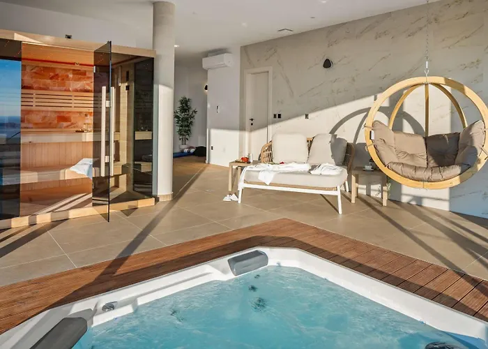 Villa Luxury, Seaview Grandeca *